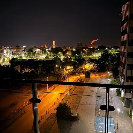 Апартаменти Walonska Comfort With Balcony Properunit Вроцлав